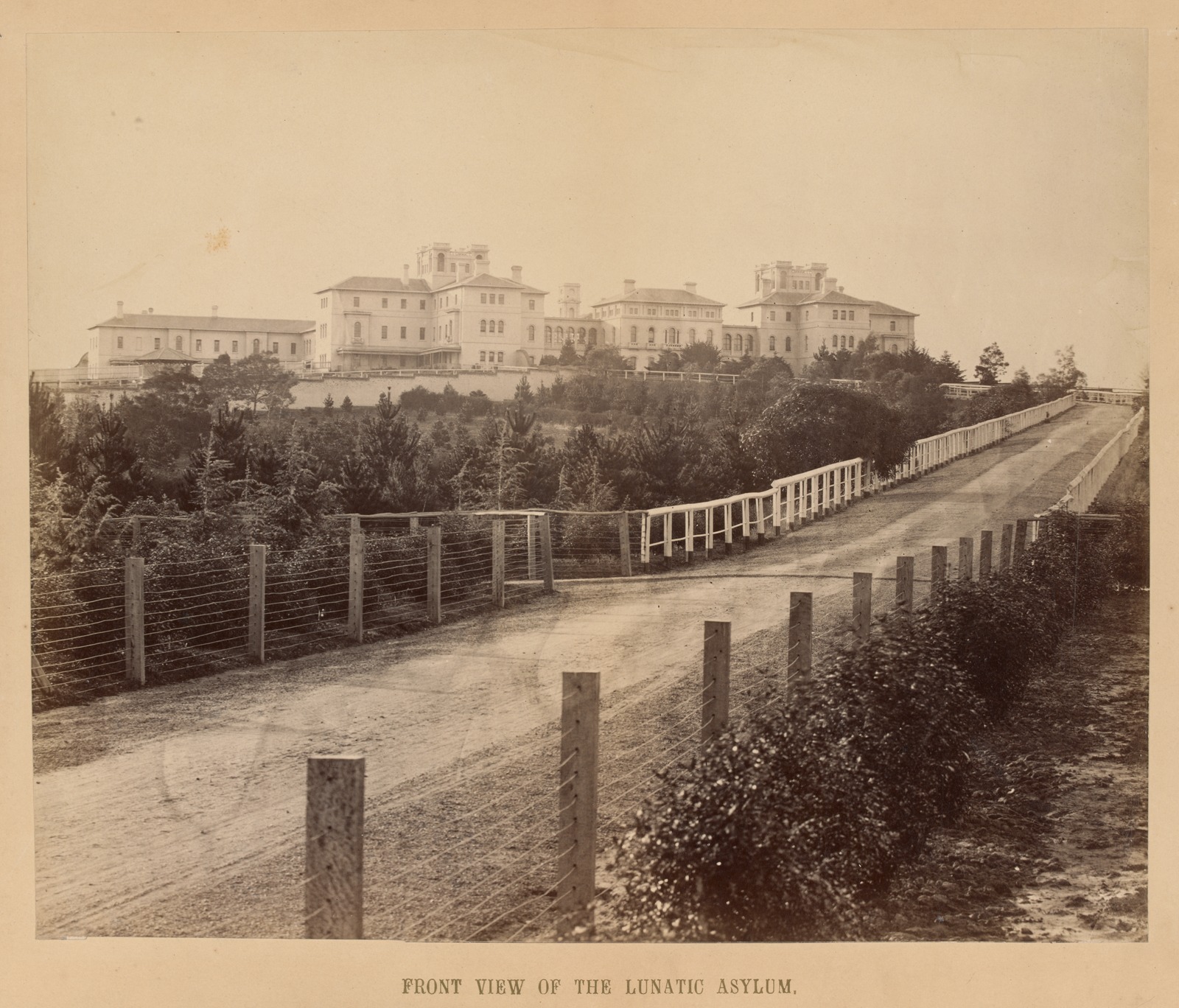 A view of the roadway in front of the Ararat Asylum.